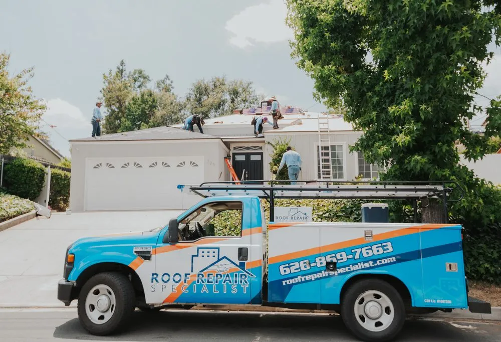 Slide of Roof Repair Specialist