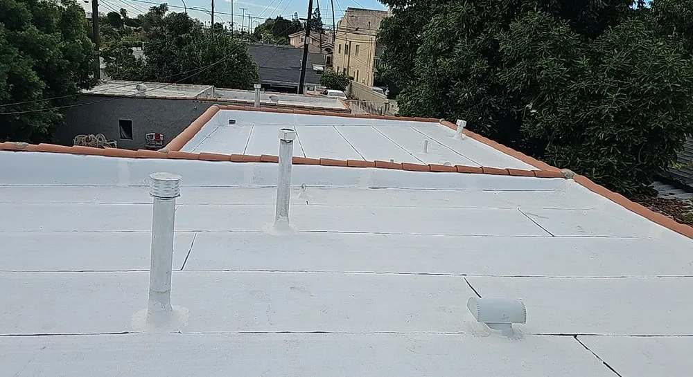 Expert flat roof repair for residential properties in Valley Glen, CA by Roof Replacement