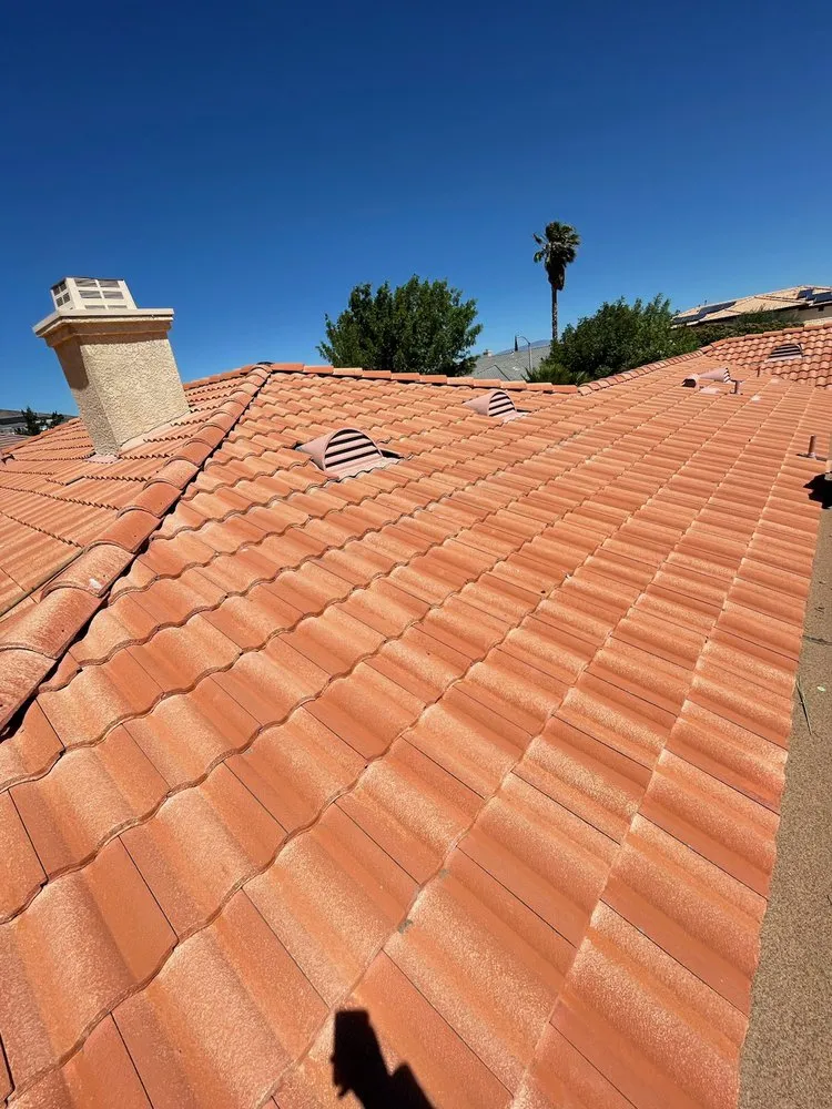 Slide of Roof-Rite Roofing