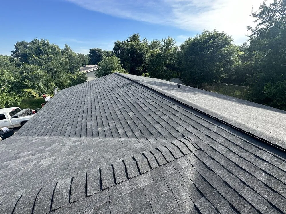 Trusted roof installation experts serving Hutto Tx, TX - Roof Royale