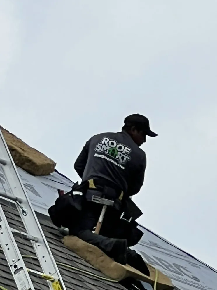 Slide of Roof Smart Pro