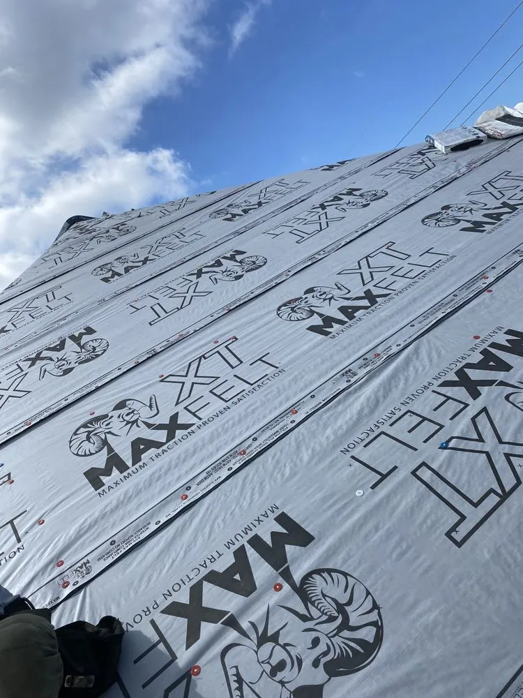 Slide of Roof Tech Dfw