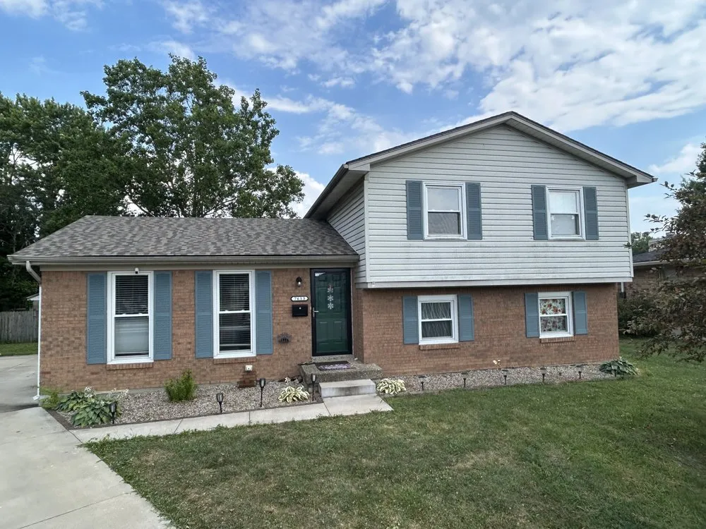 Slide of Roof Troops