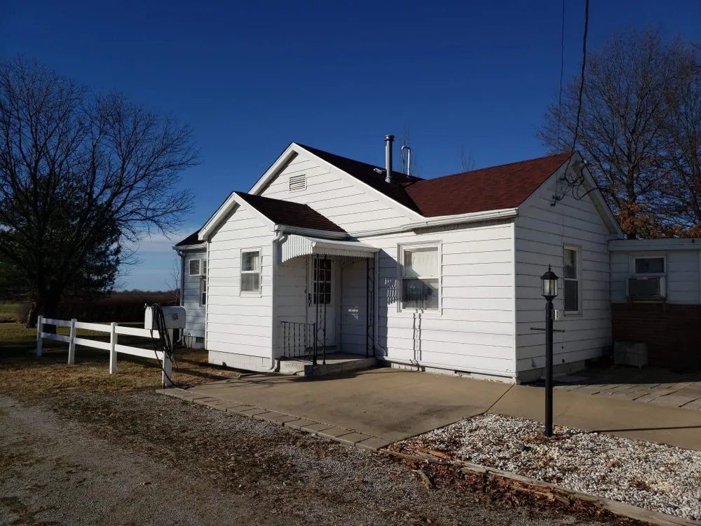 Top-rated storm damage roof repair in Jasper, MO by Roof WRX