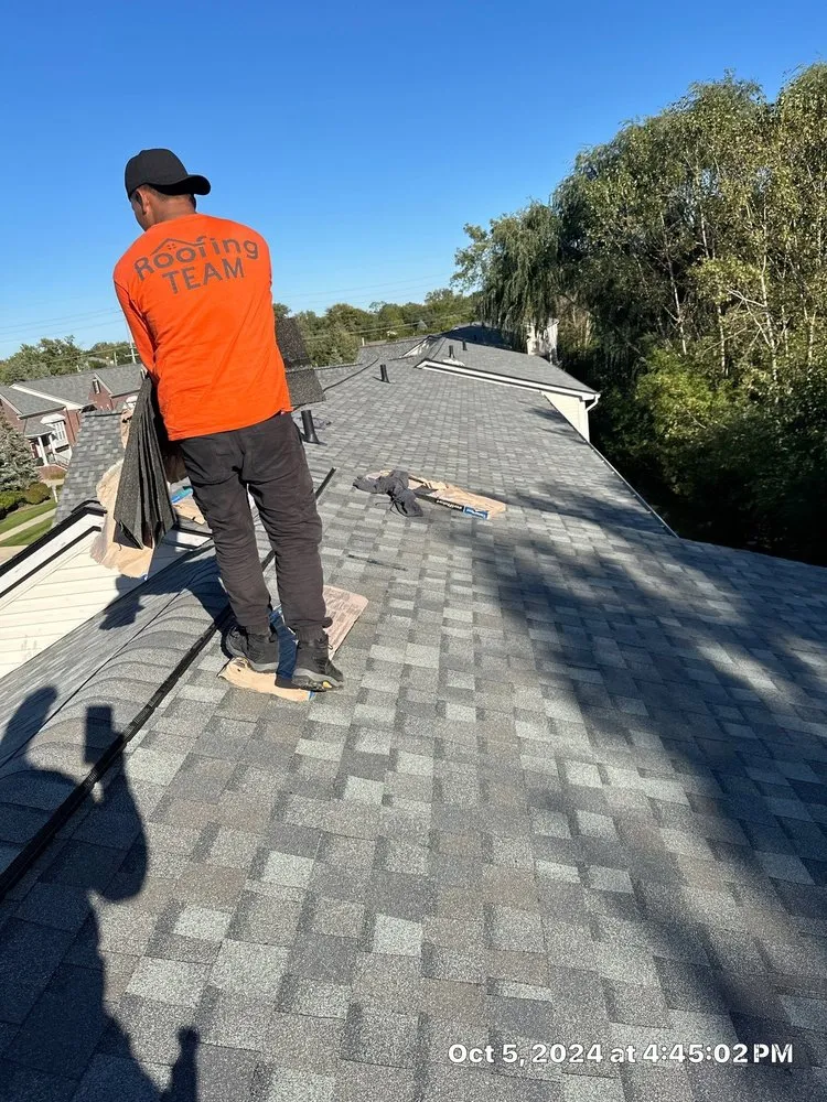 Slide of RoofAdvisor