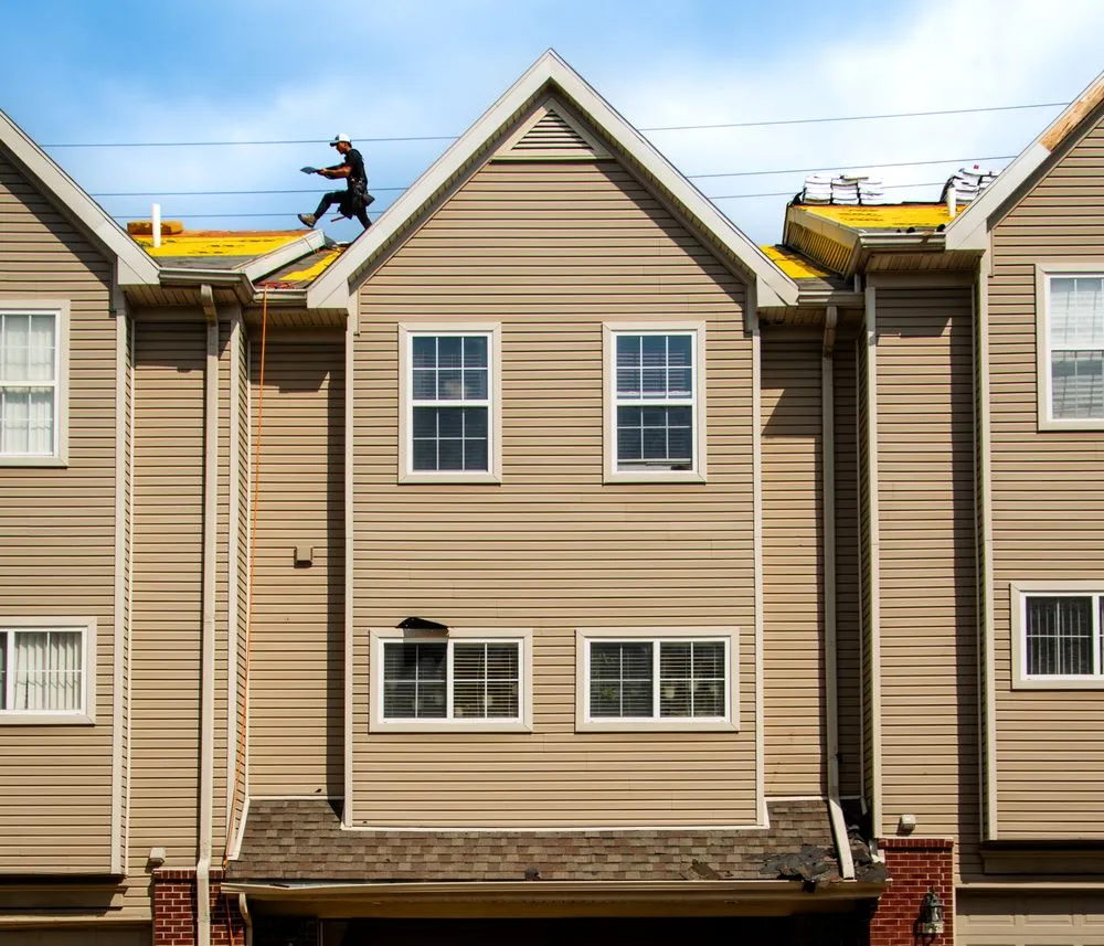 Slide of RoofAdvisor