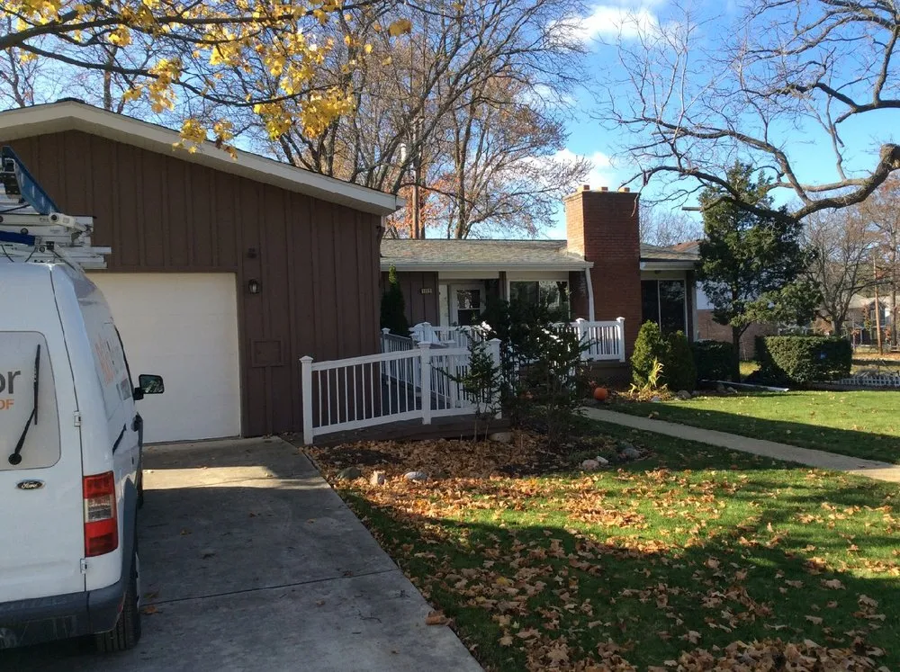 Slide of RoofAdvisor