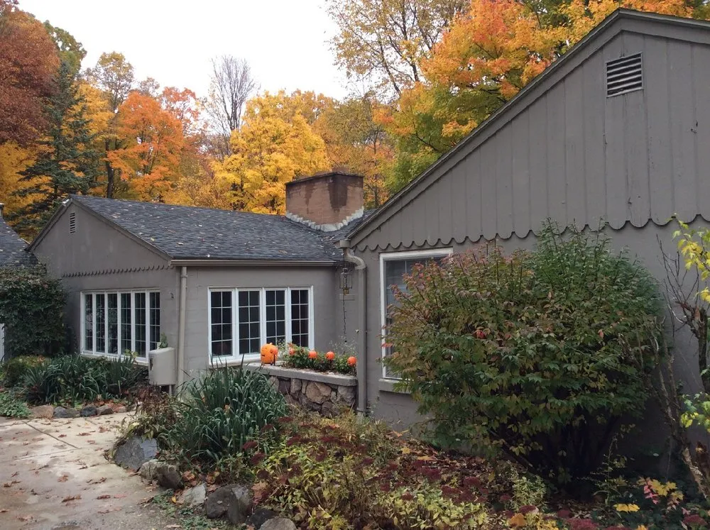 Slide of RoofAdvisor