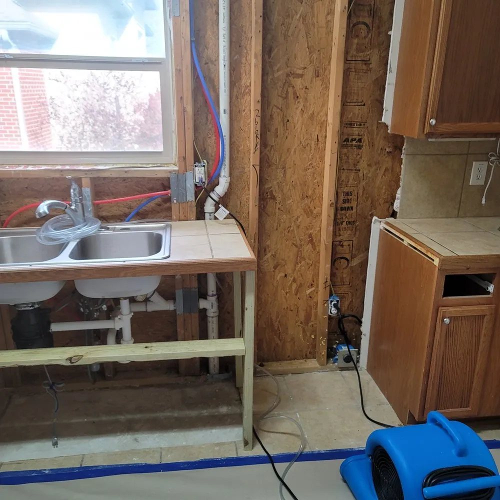 Slide of RoofClaim.com