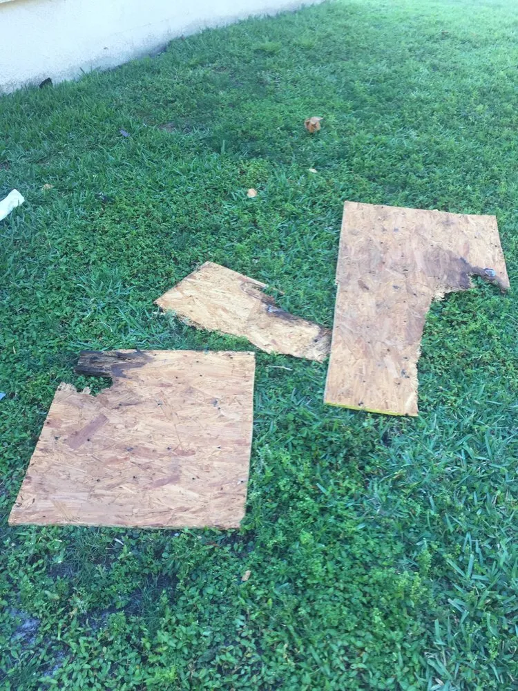 Slide of RoofClaim.com