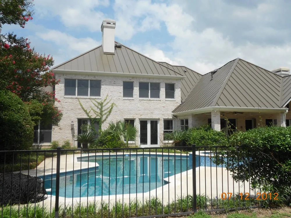 Slide of RoofCrafters