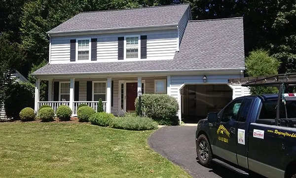Reliable shingle roofing service experts serving Schuyler, VA - Roofcrafters