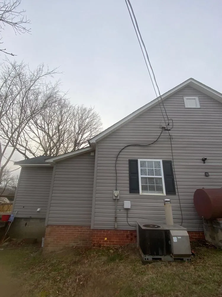 Slide of Roof’d Up Roofing & Repair