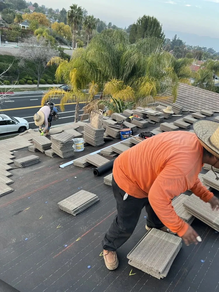 Slide of Roofer Handy Man