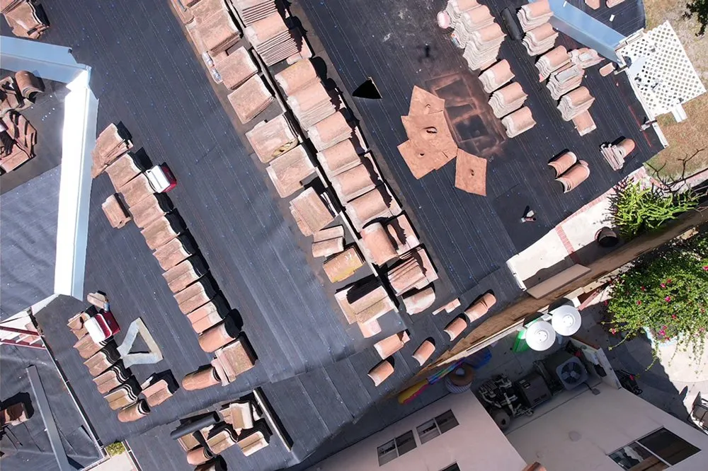 Slide of Roofer Handy Man