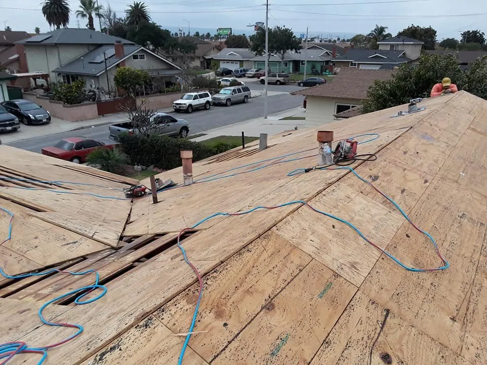 Slide of Roofer Handyman of Moreno Valley