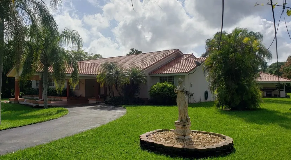 Slide of Roofer Mike