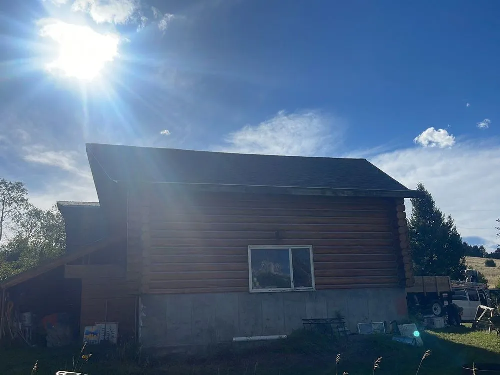 Slide of Roofer Rob's Contracting