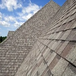 Slide of Roofers Des Moines IA