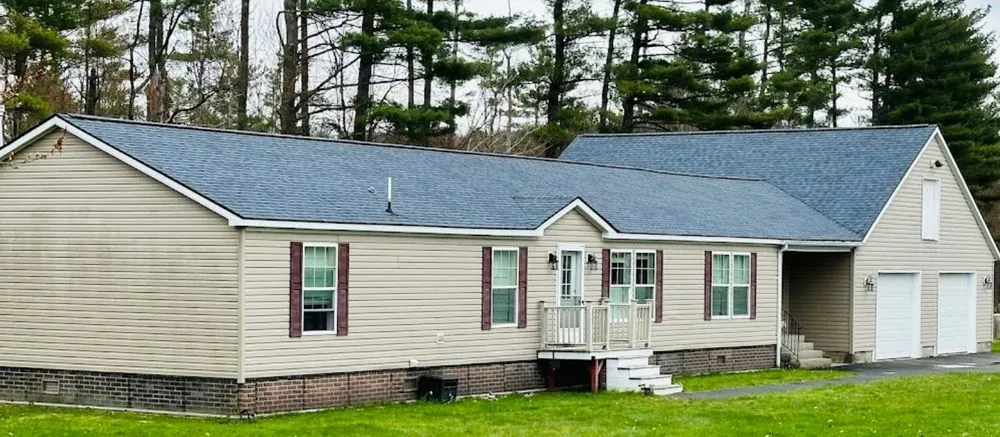 Slide of Roofers Elite