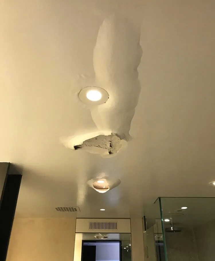 Slide of Roofers In Chicago