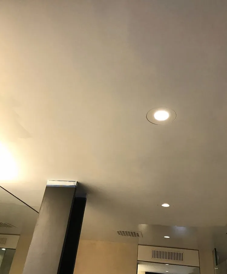 Slide of Roofers In Chicago