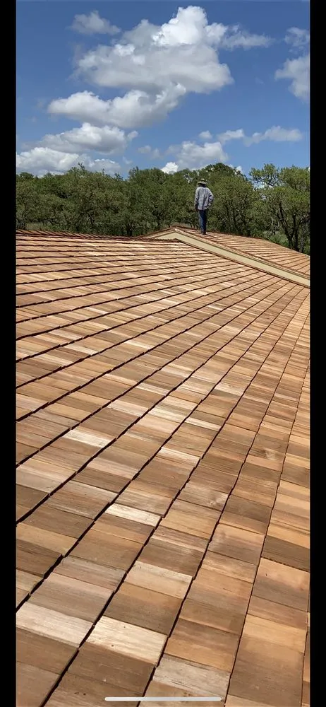 Slide of Roofers In San