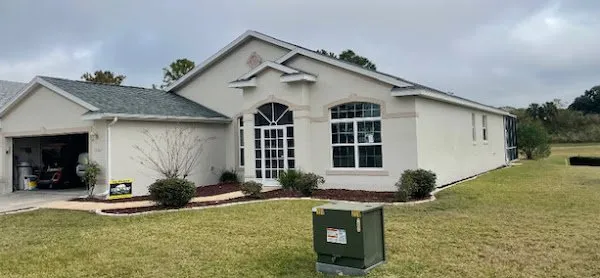 Slide of Roofers Ocala