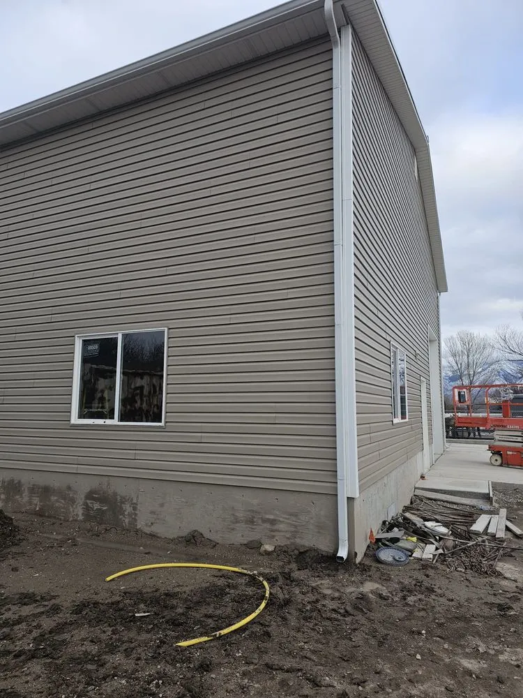 Slide of Roofing & Gutter Supreme