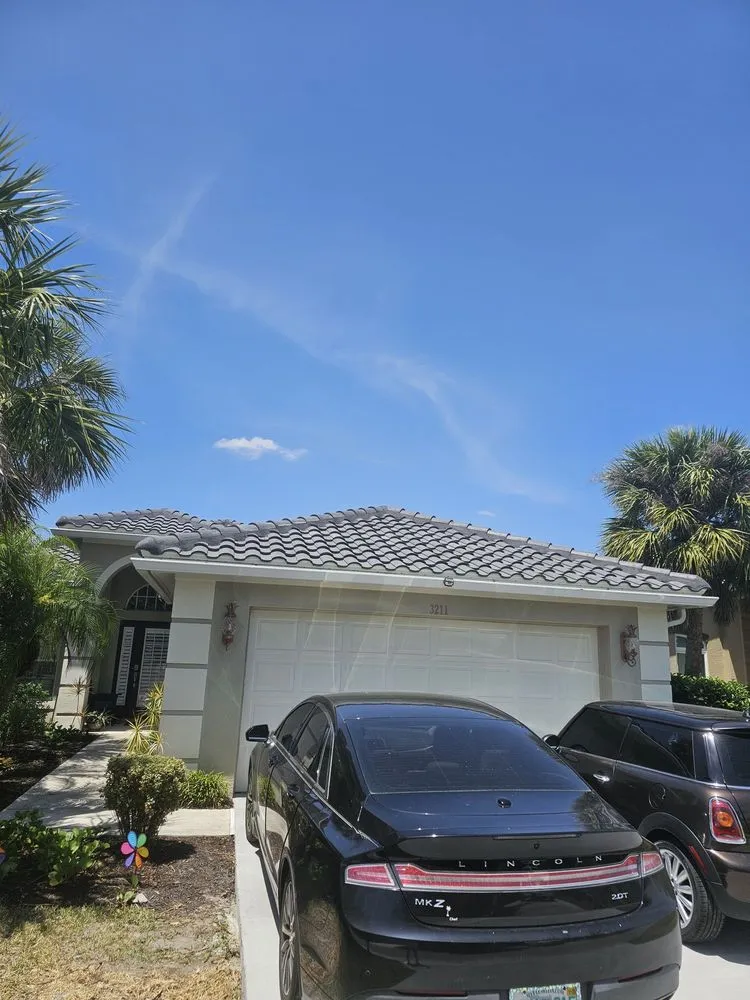 Slide of Roofing & Reconstruction Contractors of America