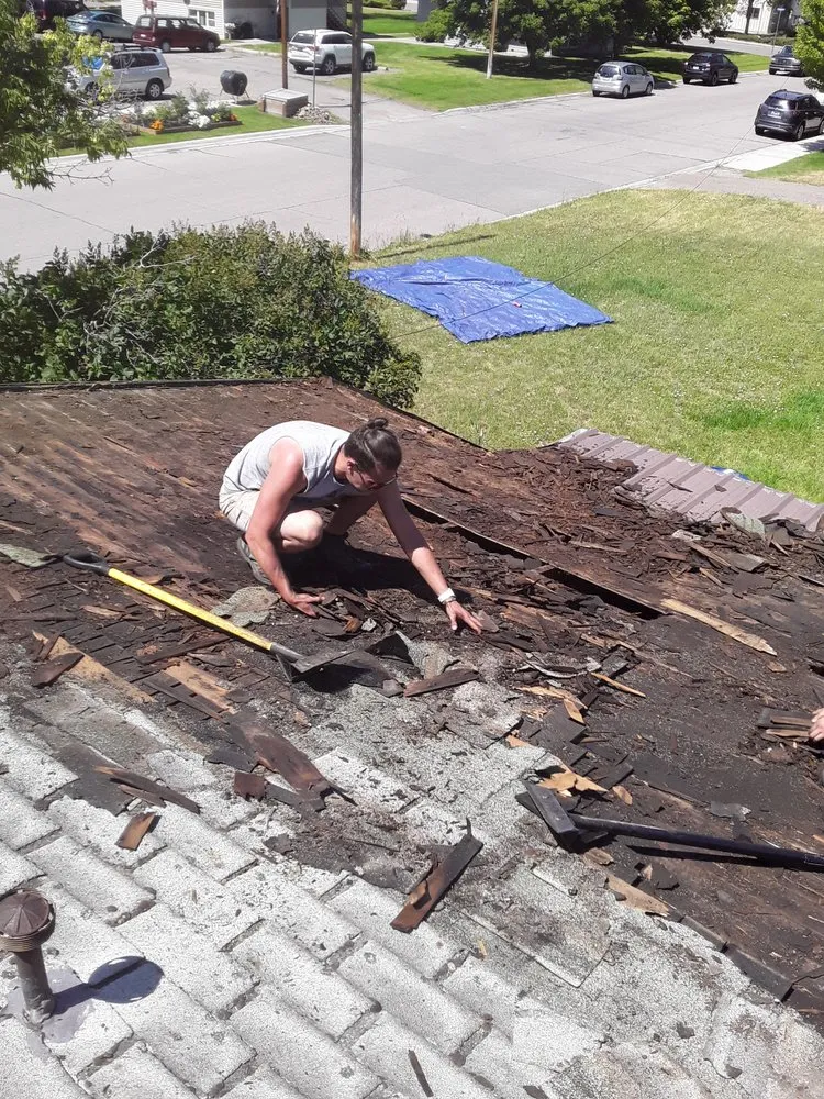 Slide of Roofing & Remodels