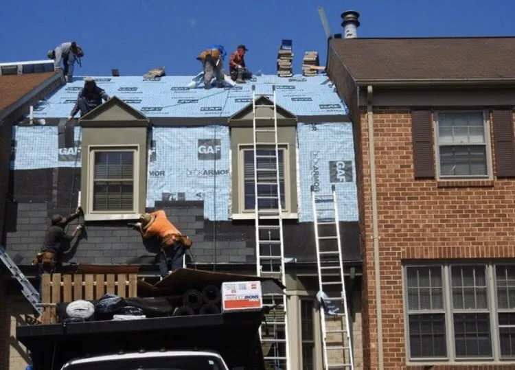 Slide of Roofing 911