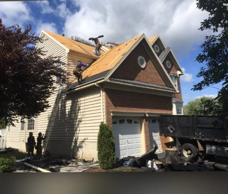 Slide of Roofing 911