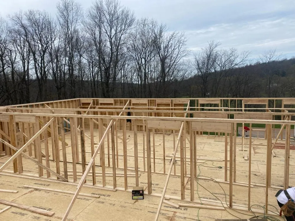 Slide of Roofing and Framing Pros