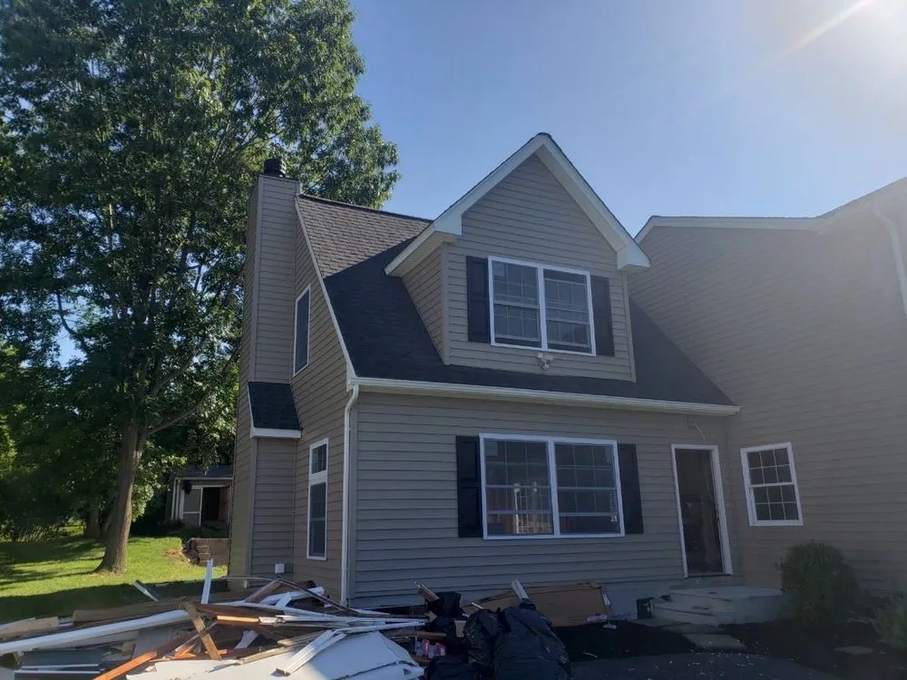 Slide of Roofing and Framing Pros