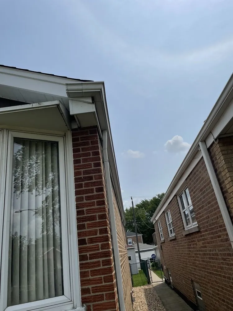 Slide of Roofing BY Hernandez