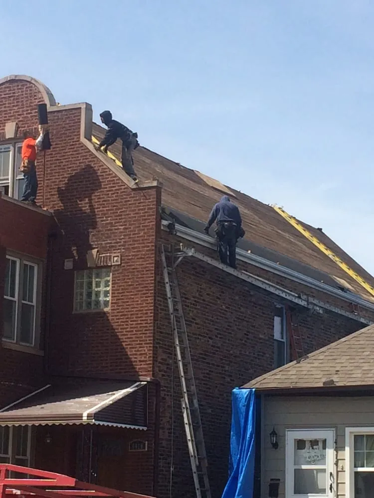 Slide of Roofing BY Hernandez