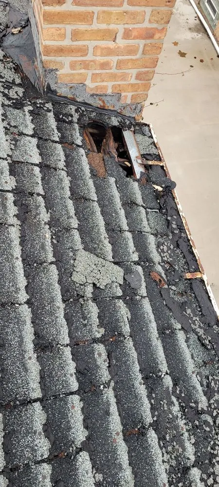 Slide of Roofing Caguana