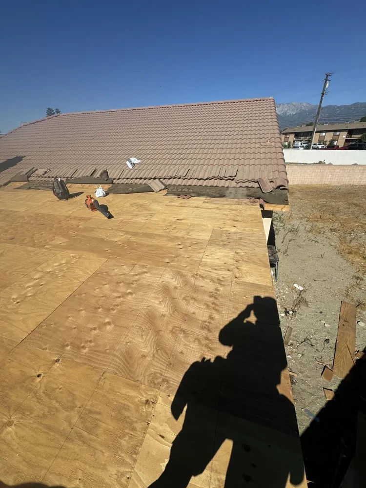 Slide of Roofing Cali