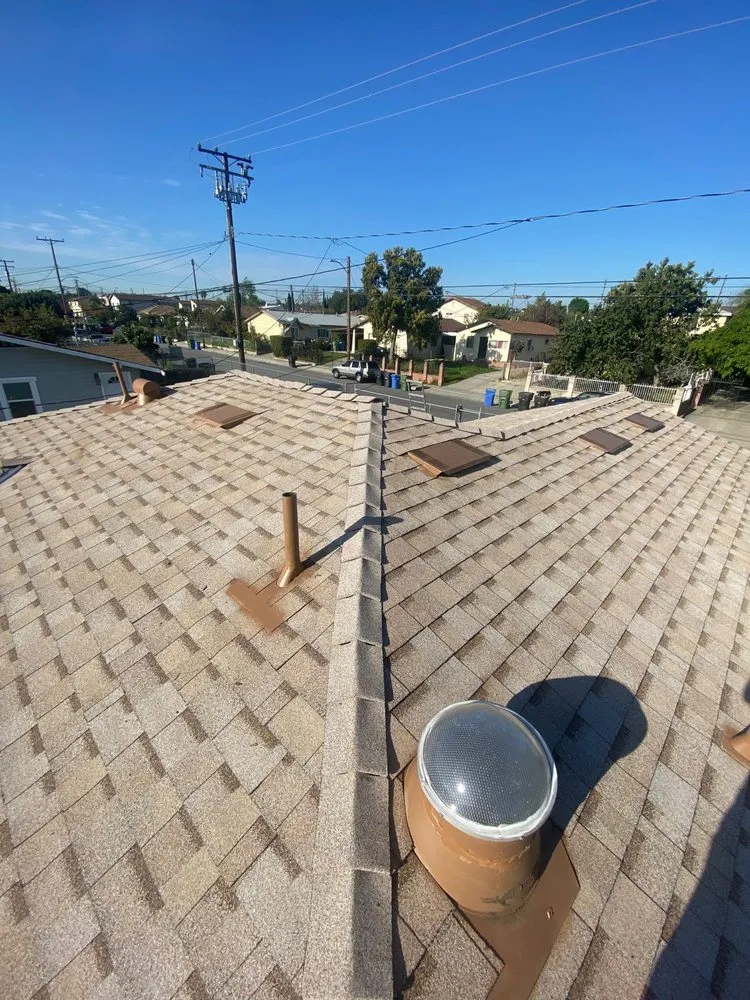 Slide of Roofing Company in Pasadena 
