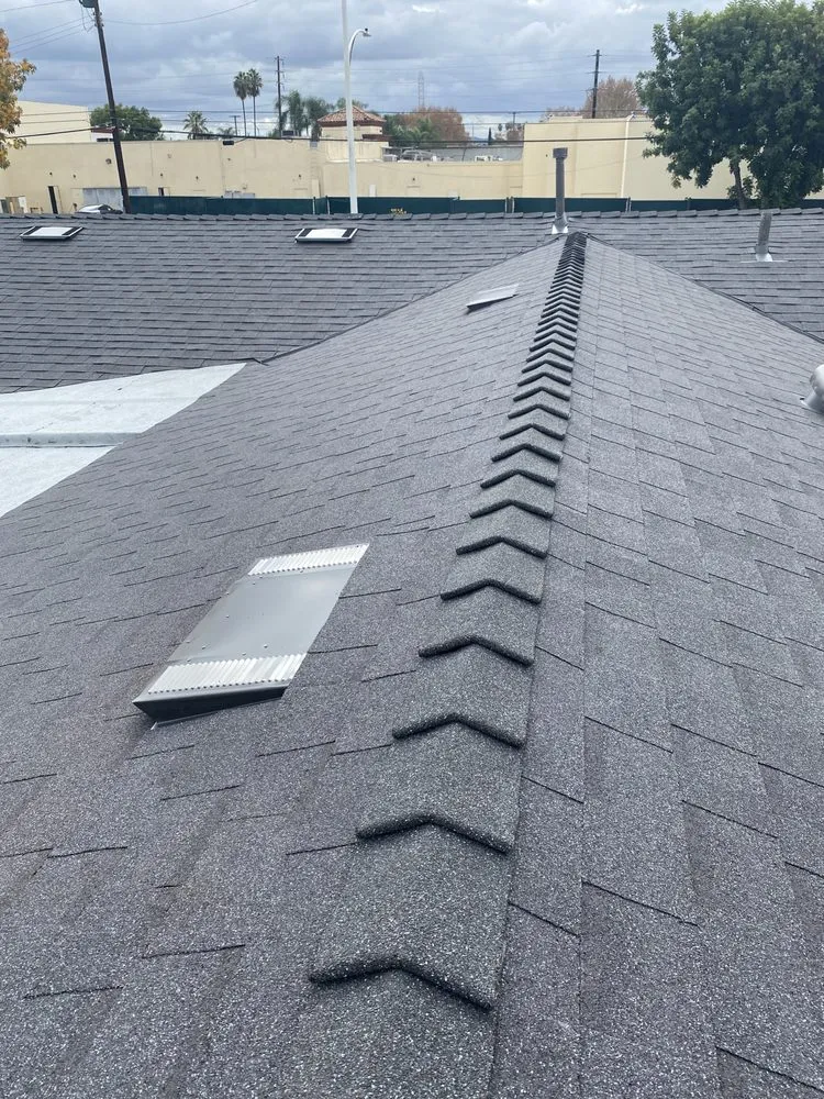 Slide of Roofing Company in Pasadena 