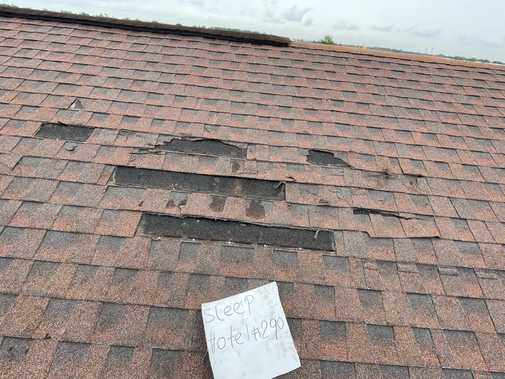 Slide of Roofing Contracción Marcos