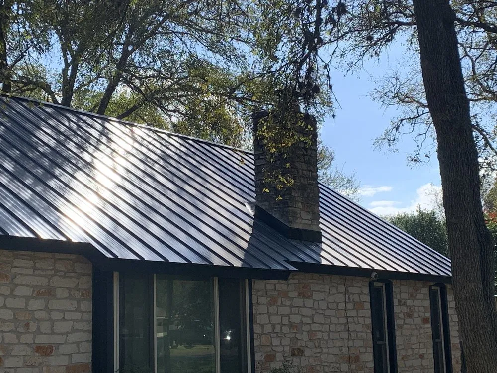 Slide of Roofing Contractor Solutions