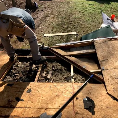 Slide of Roofing Expert