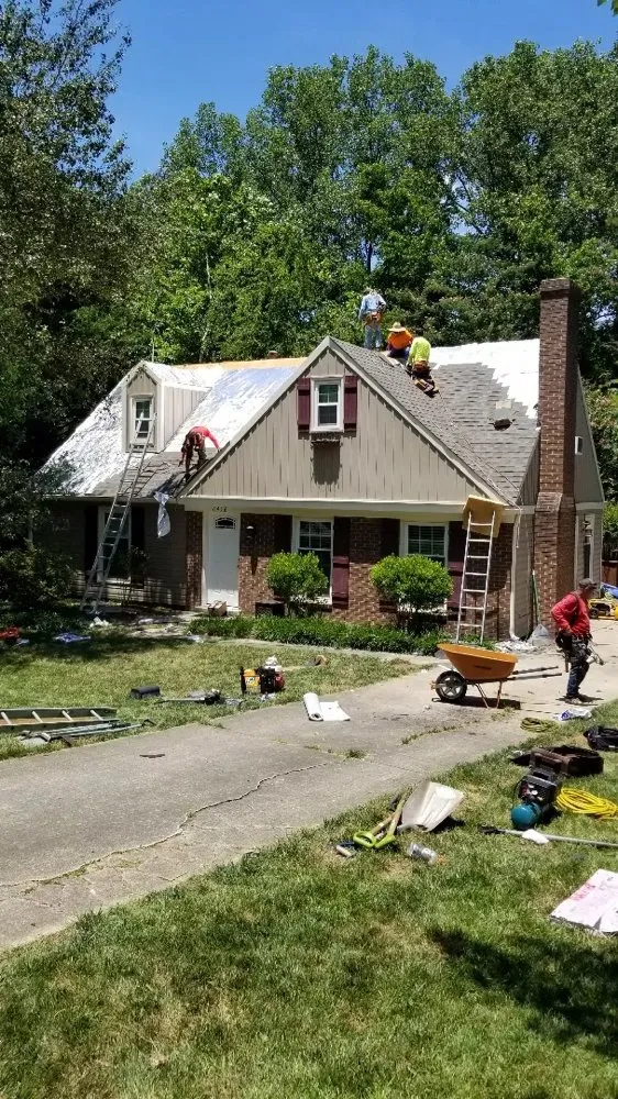 Slide of Roofing Expert