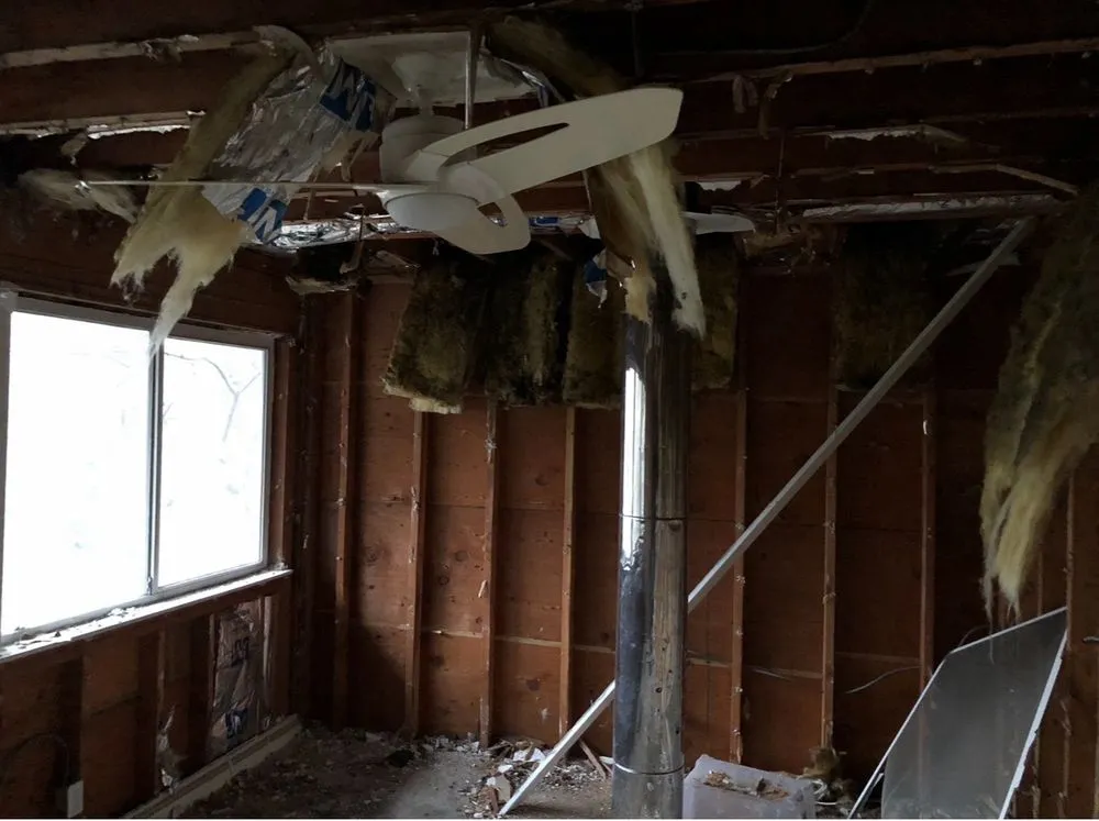 Slide of Roofing Experts