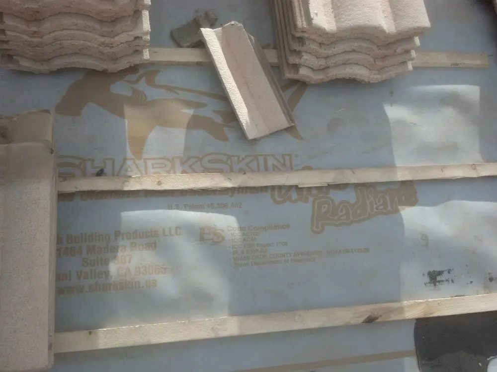 Slide of Roofing Experts