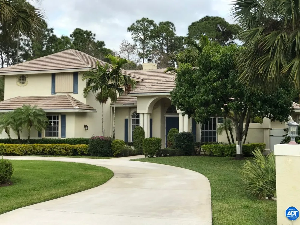 Slide of Roofing Experts