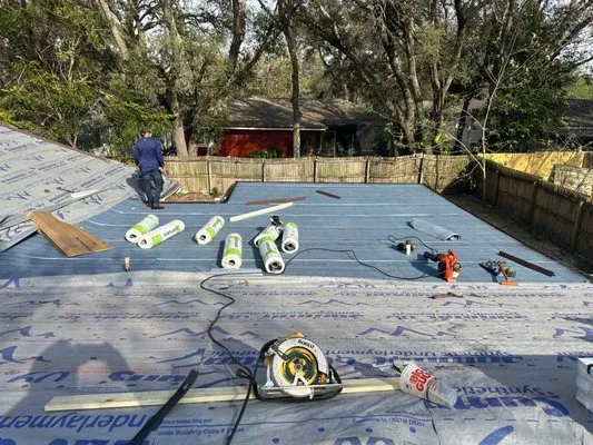 Roofing Exterior Innovations Logo