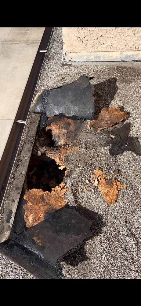 Slide of Roofing Folgar